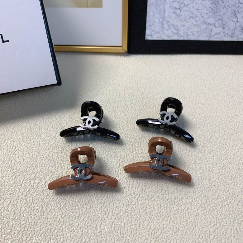 Chanel Hair Grab Clip  (1)